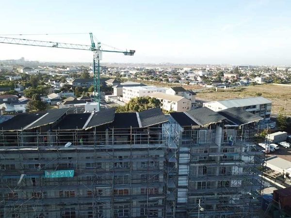 Factory roof sheeting work